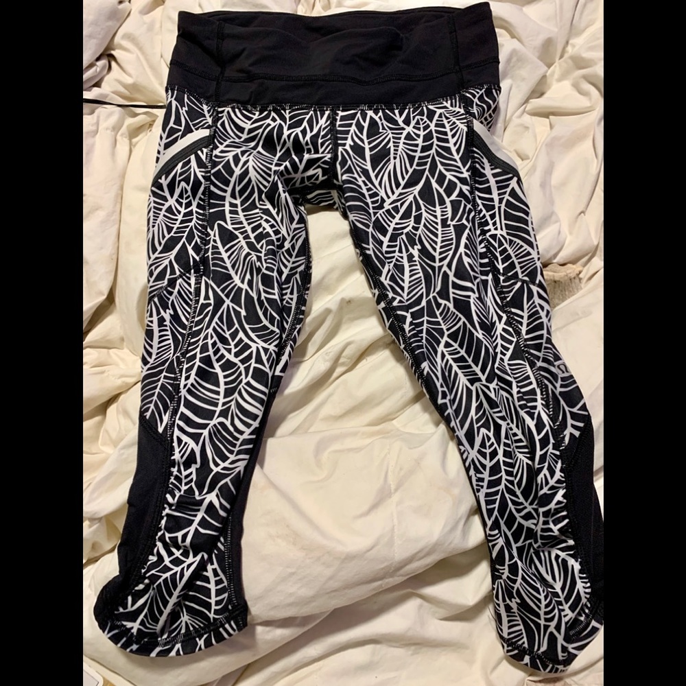 Lululemon crop leggings